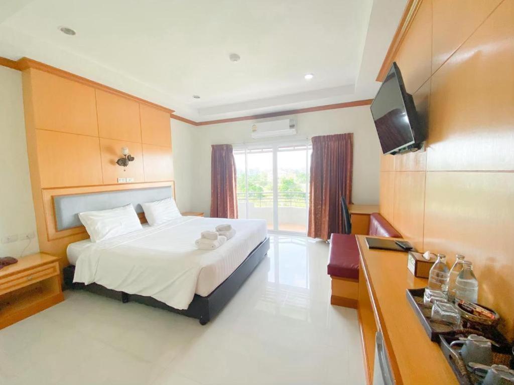 โรงแรมสยามธารา พาเลซ มหาสารคาม ภายนอก รูปภาพ
